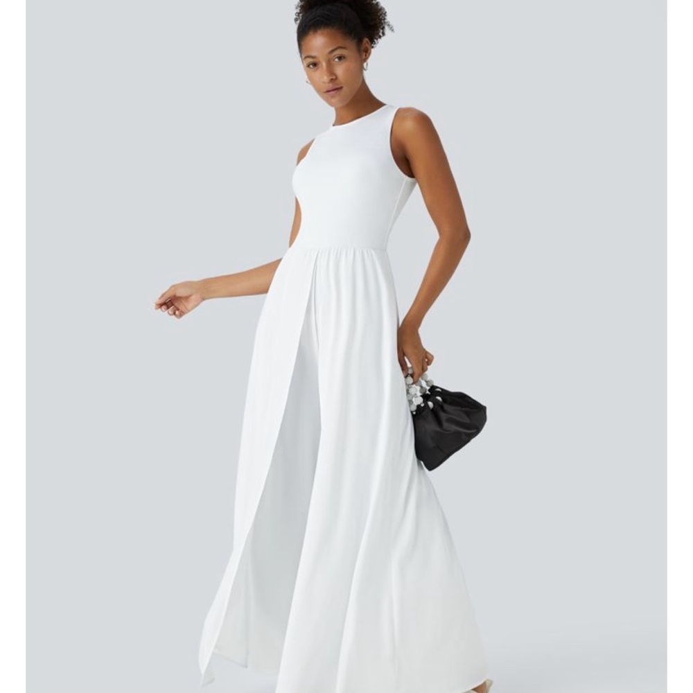 HALARA Breezeful White Dress
